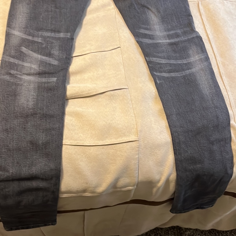Grey Ripped Skinny Jeans - Picture 4 of 6